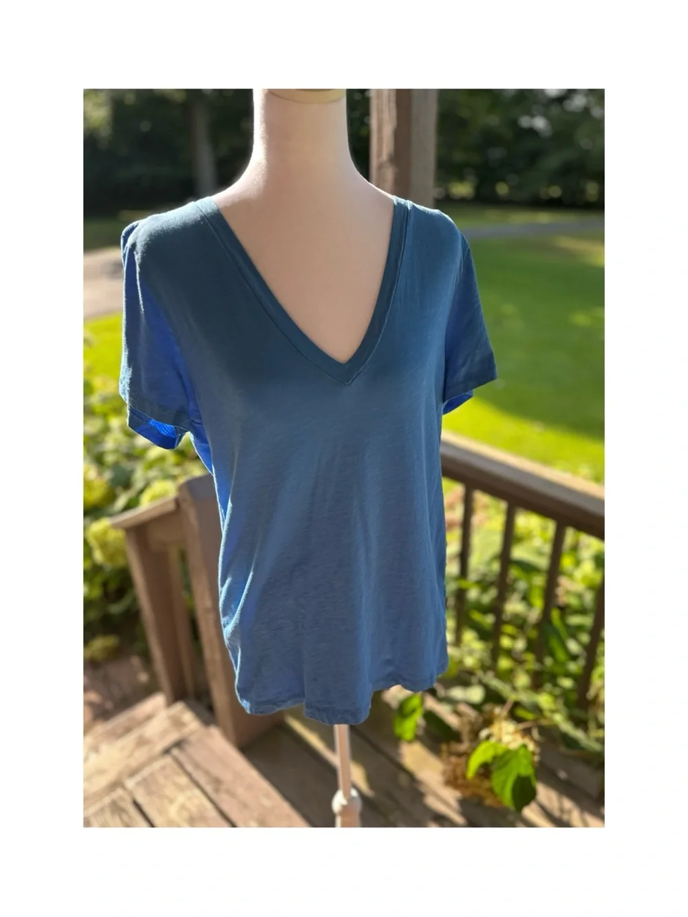 J. Crew Women’s Slub Cotton V-Neck Short Sleeve Tee in Blue Size XL